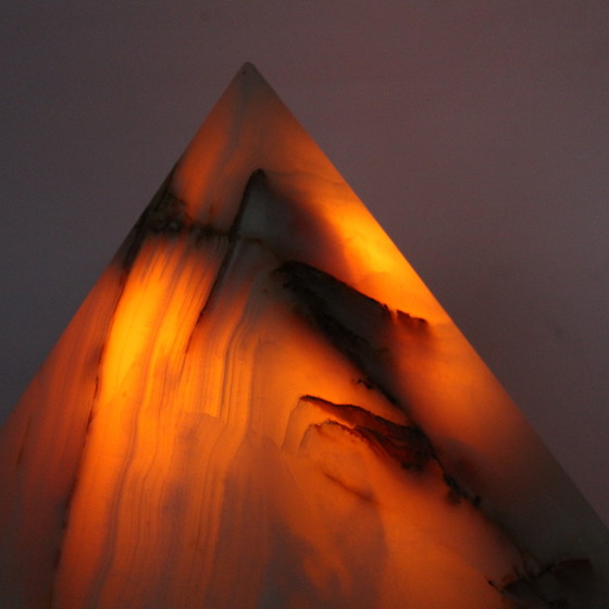 Image 1 of Vintage onyx piramide lamp