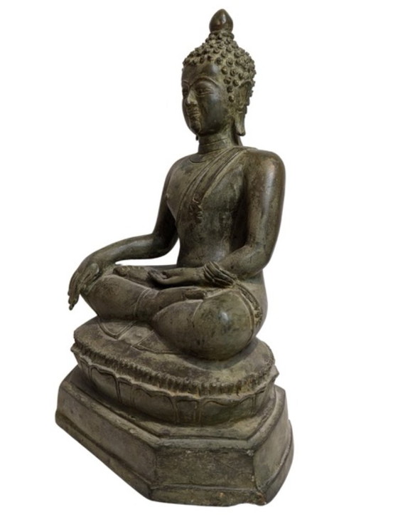 Image 1 of Bouddha Shakyamuni en bronze antique – Birmanie, 18e-19e siècle
