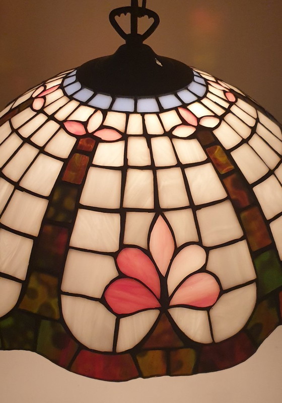 Stained Glass - Tiffany Style Lotus Flower Pendant Lamp (photo 24 of 65)