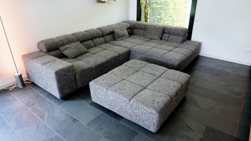Moderne Grijze Hoekbank met Hocker - Comfortabel en Stijlvol