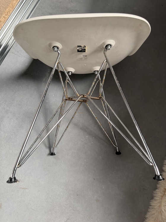 Image 1 of Set mit 4 Eames DSR Stühlen für Vitra