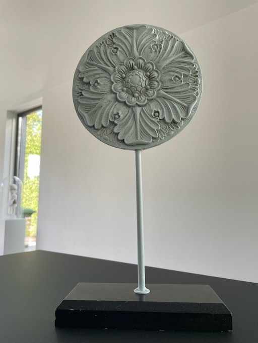 Rosette de feuilles d'acanthe en plâtre, 36 cm de haut