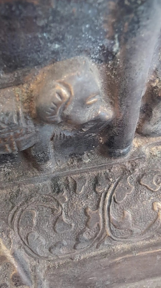 Antiker Himalaya Bronze Buddha – ca. 500 Jahre alt – Westtibetische / Mustang Tradition – Bildhauerei (photo 18 of 23)