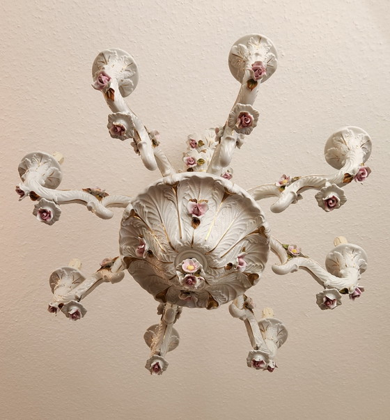 Lampadario a 8 bracci Mangani Ceramiche, in porcellana di Meissen Capodimonte, stile rococò barocco, (photo 13 of 40)