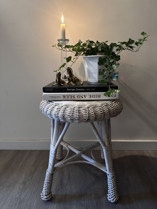 Tabouret vintage en rotin