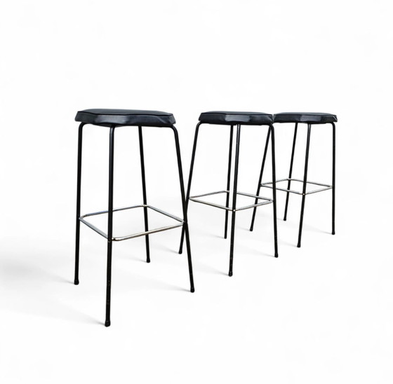 Set of 3 model AP 2R bar stools by Hein Salomonson for AP Originals / 1960s – Barstools (photo 6 of 15)