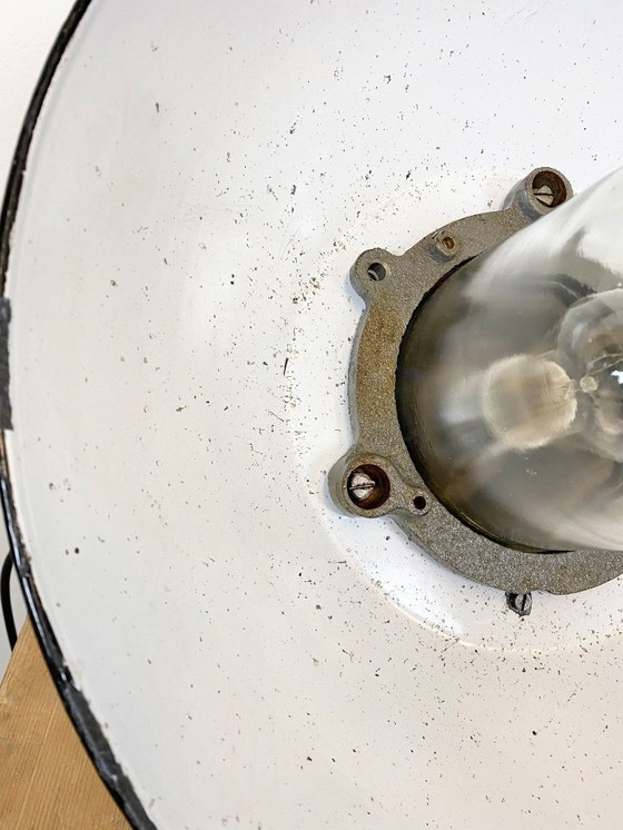 Image 1 of Suspension industrielle en émail noir et fonte, années 1960