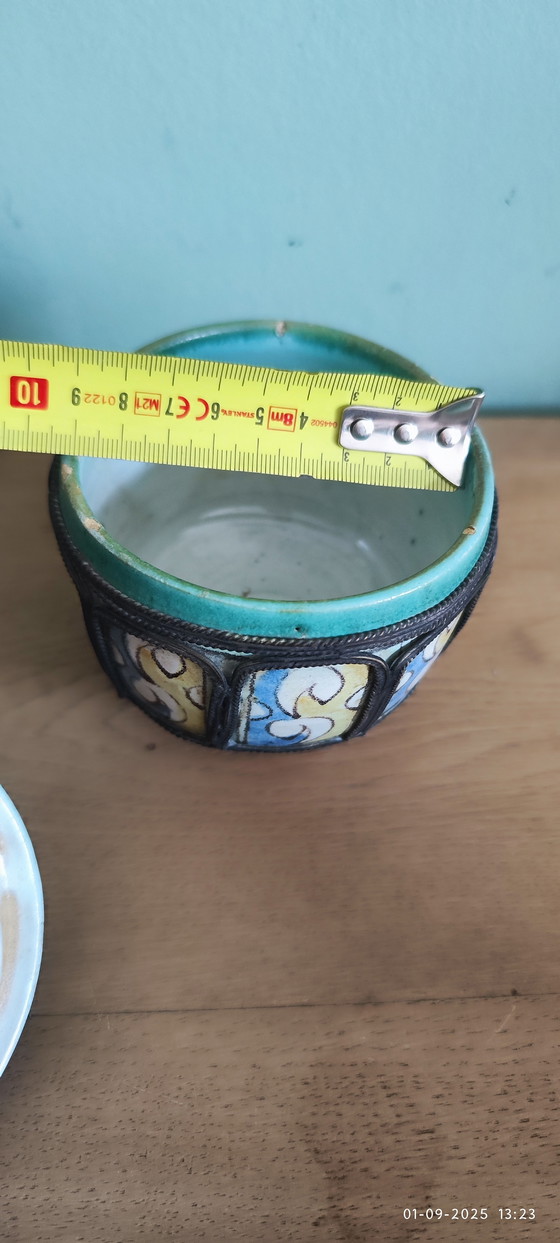 Image 1 of Bol ancien en céramique émaillée, fait main.