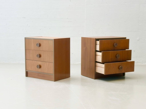Set di 2 comodini in teak, stile metà secolo, anni '60.