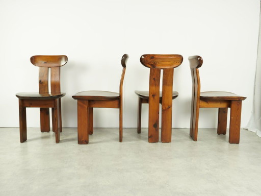 4x vintage eetkamerstoelen