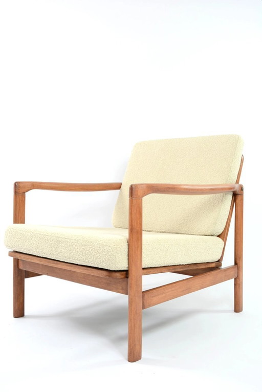 BZ fauteuils in lichtbeige bouclé