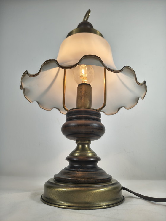 Image 1 of Vintage brass wood table lamp with opaline glass shade – classic / country style