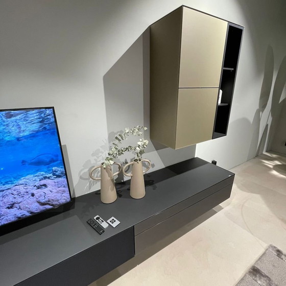 Image 1 of Mobile TV Spectral Ameno