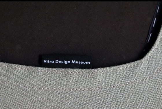 Vitra Isamu Noguchi Freeform Sofa & Ottoman – gepolstert mit Kvadrat Vidar 4 – 3-5 Sitzer Sofas, Wool (photo 9 of 13)
