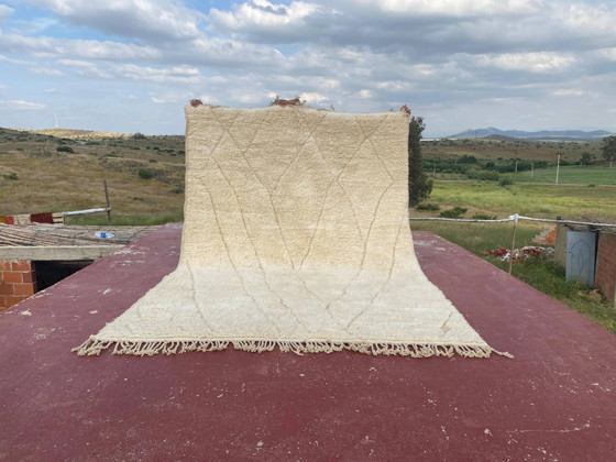 Large cream Beni Ouarain rug with tone-on-tone diamond pattern – 300 x 200 cm – Rugs & carpets, Wool, Cotton (photo 10 of 11)