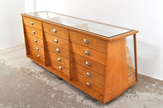 Image 1 of Vetrina/bancone da negozio in rovere stile Art Déco, anni '30