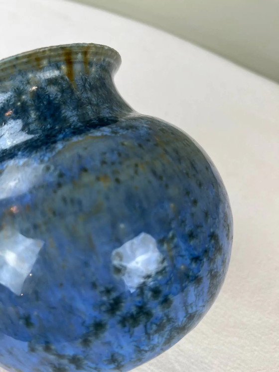 "Frost Flower" Vase – Porcelain, Vintage (photo 9 of 11)