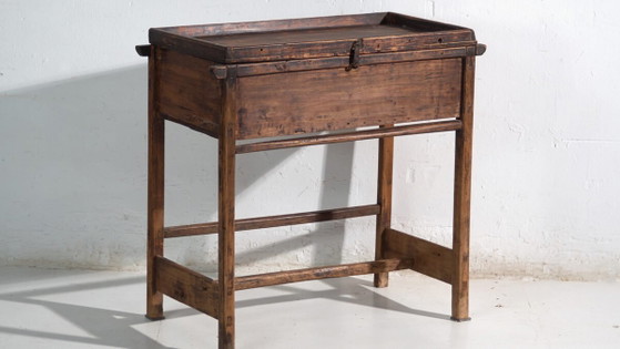 Antique Chinese lift-top desk in pine – China, circa 1930 – Iron (photo 3 of 40)