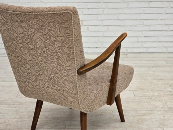 Image 1 of Deense fauteuil uit de jaren 60, bekleed met meubelwol en gemaakt van beukenhout.