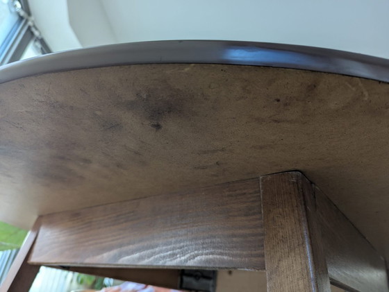 Image 1 of Tavolo da pranzo rotondo in legno