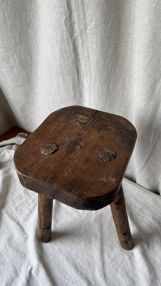 Image 1 of Taburete de ordeño campesino, trípode