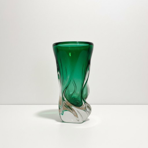 Josef Hospodka Kunstvase aus gedrehtem Glas