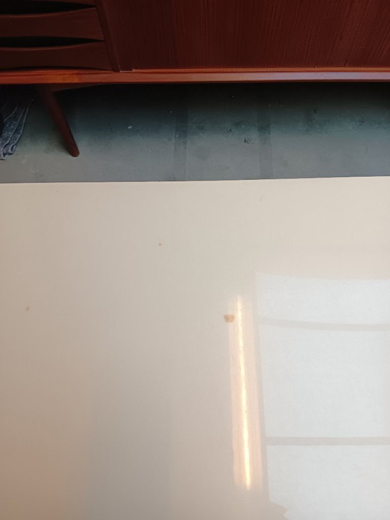 Image 1 of Jean-Claude Mahey coiffeuse / bureau in lak met messing plint 70's