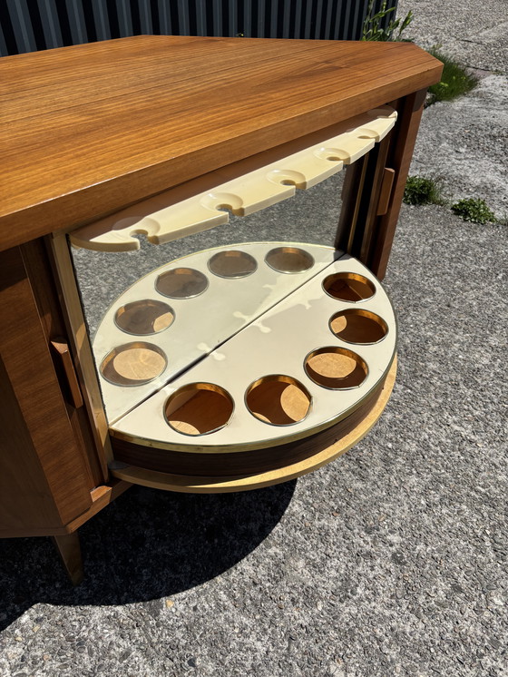 Image 1 of Vintage barkastje hoekkastje