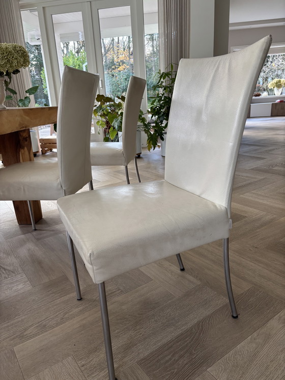 Image 1 of Ensemble de 8 chaises de salle à manger en cuir crème Bert Plantagie