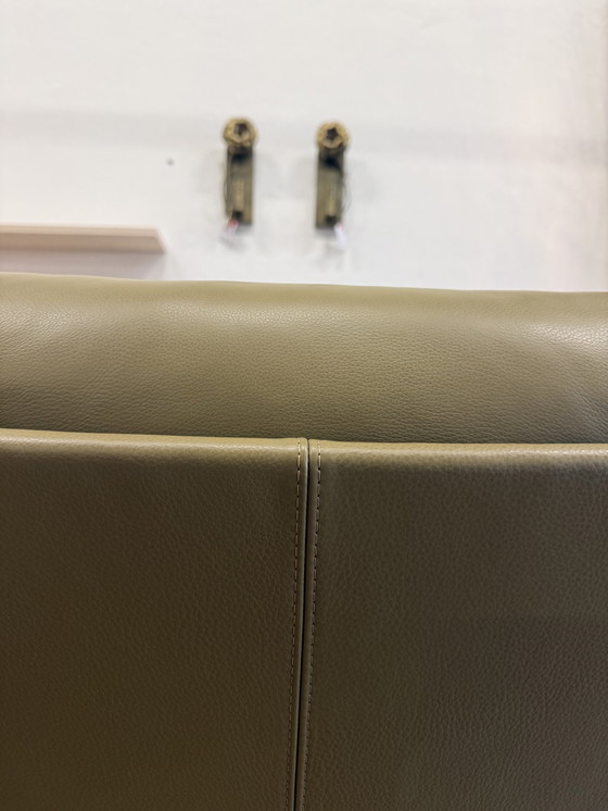 Image 1 of Leolux Kudo Two Fauteuil Raffino Fennic leer 