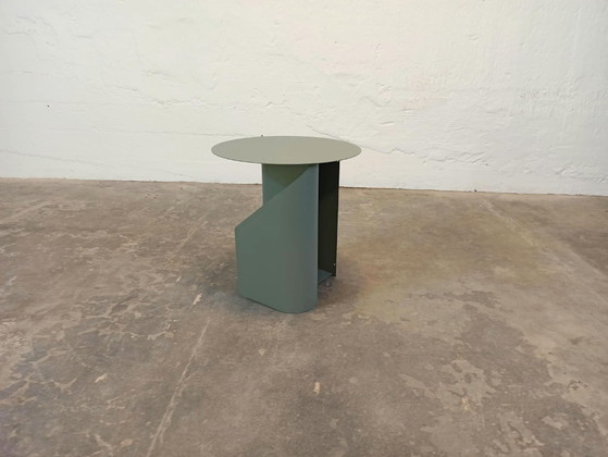 Tavolino Sentrum di Schmahl+Schnippering per Woud, Tavolini, Metallo, Verde (foto 8 di 14)