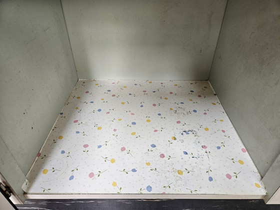 Image 1 of Formica keukenbuffet met marmereffect uit 1970