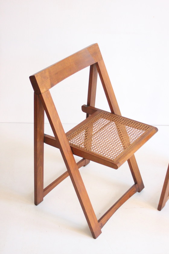 Image 1 of Sedie pieghevoli in legno con seduta in rattan, set di due anni &#39;70