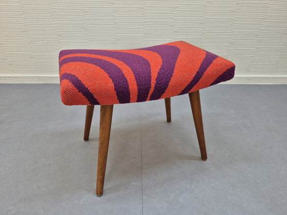 Image 1 of Vintage footstool with graphic print in orange/purple.