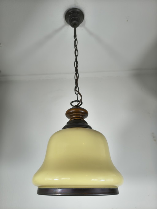 Lámpara colgante vintage de cristal opalino – pantalla de cristal amarillo – estilo años 30