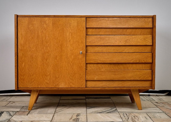 Image 1 of Credenza vintage in quercia di Jiří Jiroutek, anni '60, Cecoslovacchia