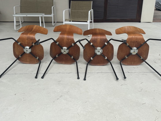 Set of 4 Arne Jacobsen 3103 "Hammer" Chairs — Fritz Hansen — 1960s – Dining chairs, Wood (photo 8 of 15)