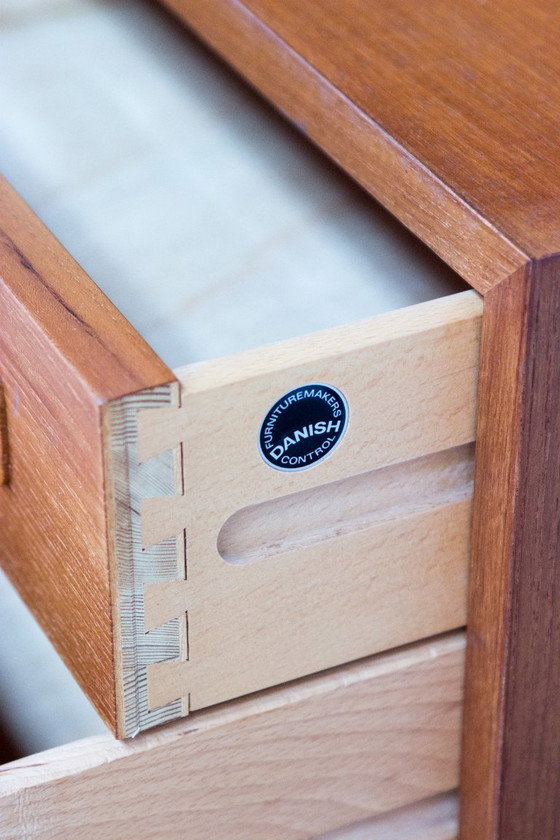 Image 1 of Poul Hundevad libreria segretaria a ripiani alti vintage in teak