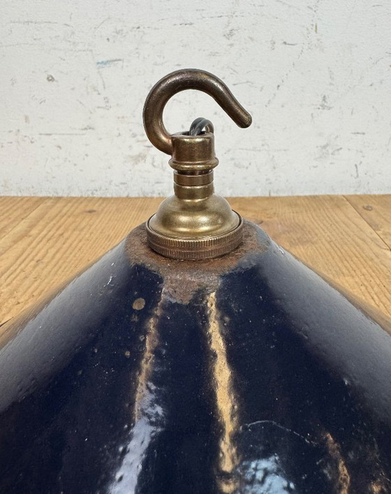 Image 1 of Lampada a sospensione industriale in smalto blu scuro, stile britannico, anni '50