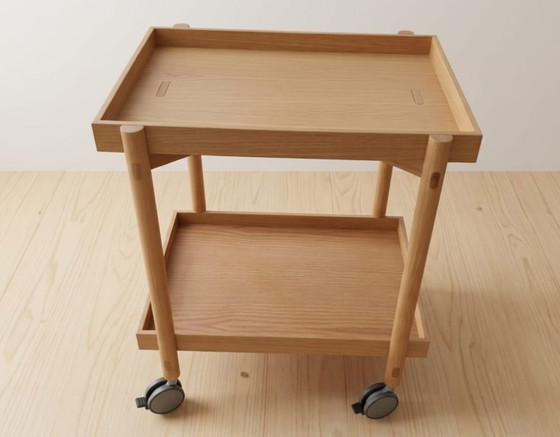 Image 1 of Servierwagen/Trüffeltisch/Beistelltisch aus Eichenholz „Mai Tai“ mit Rollen – Punt Mobles