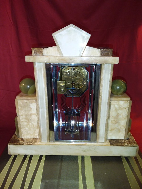 Image 1 of OROLOGIO ART DECO A FORMA DI GRATTACIELO