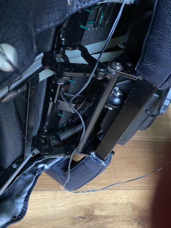 Image 1 of Prominent recliner