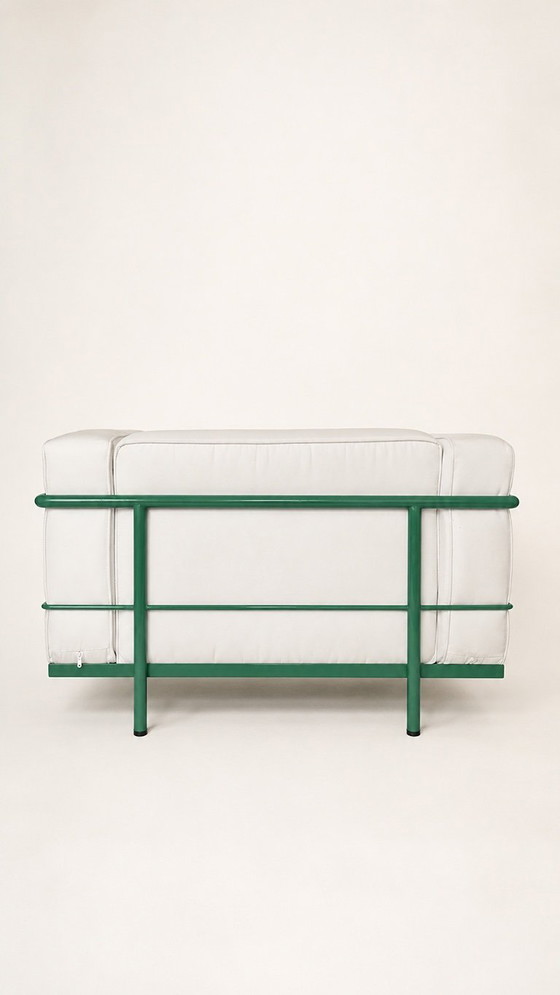 Image 1 of 2 LC3 fauteuils van Le Corbusier, jaren 70.