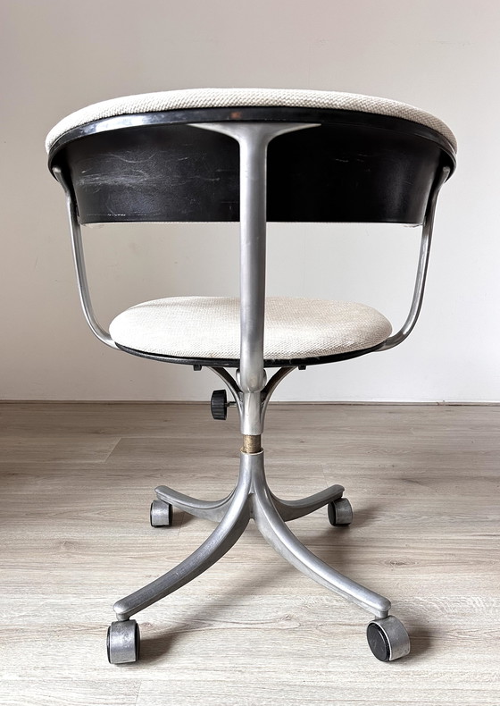 Image 1 of Knoll Kevi Office Chair