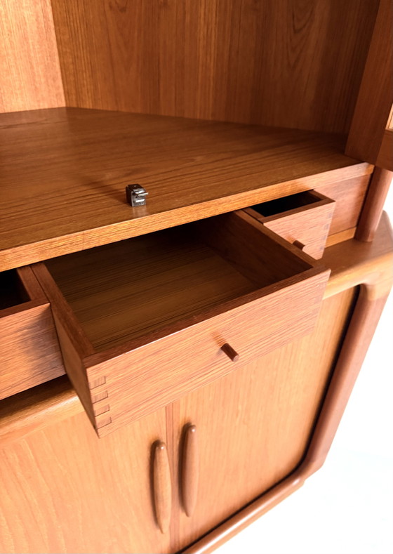 Vetrina ad angolo vintage in teak, Dyrlund anni '70 – Vetrine, Glass, Wood (photo 6 of 12)