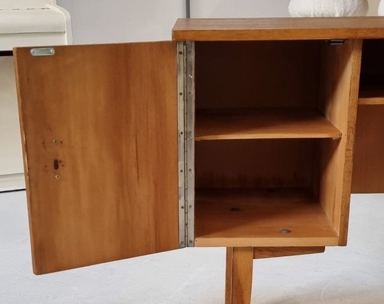 Image 1 of scrivania di metà secolo