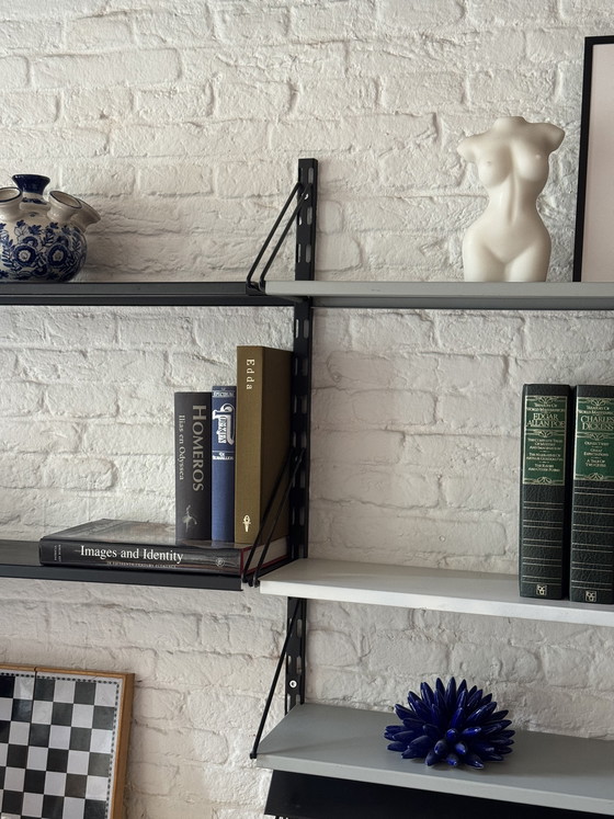 Image 1 of Pilastro wandsysteem uit de jaren 50 van Tjerk Rijenga