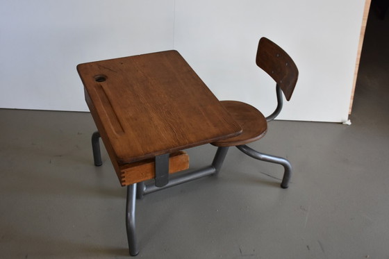 Image 1 of Pupitre d'écolier original français, design des années 1930, style industriel vintage