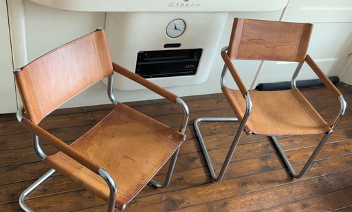 Conjunto de sillas diseñadas por Mart Stam