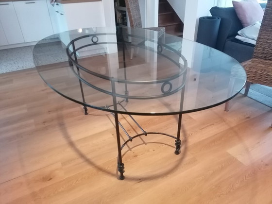 Image 1 of Oval dining table La Roche Bobois